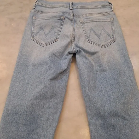 Mother The Weekender Fray Midrise Flare Jeans Sz 25 Blue Swimming Pool Sunday - Picture 9 of 10